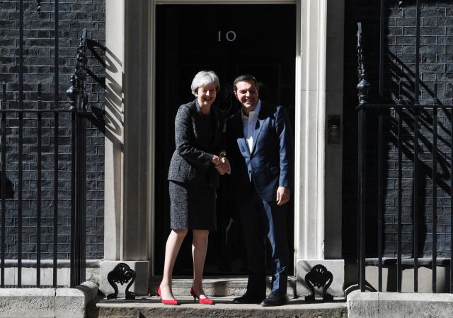 Bloomberg: Tsipras tells EU leaders at summit that Brexit can be reversed