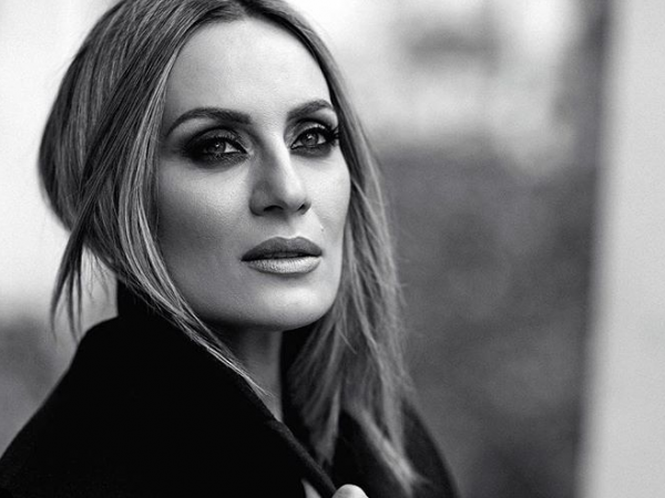 Η Ελεονώρα Μελέτη ποζάρει με την ενός έτους κόρη της