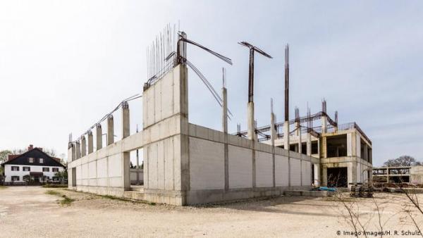 Υπό κατεδάφιση το ημιτελές ελληνικό σχολείο του Μονάχου