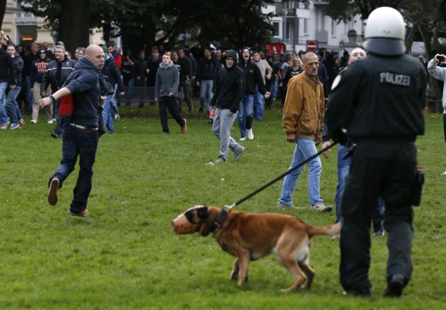 Γερμανία: Δυσχεραίνεται η παρακολούθηση ακροδεξιών εξτρεμιστικών οργανώσεων