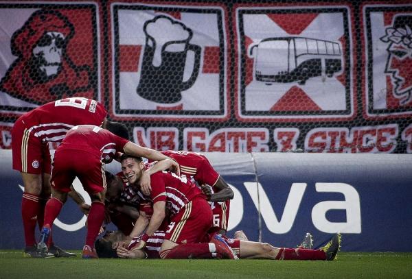 Δεν κουνιέται ο Πέδρο Μαρτίνς