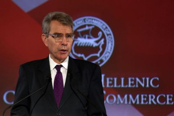 Συγχαρητήρια Πάιατ σε Τσίπρα για το ταξίδι στα Σκόπια