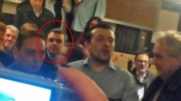 Αποκάλυψη για Πετσίτη: Όταν μπήκε στο Μαξίμου ήταν ήδη συνεργάτης του Λαυρεντιάδη