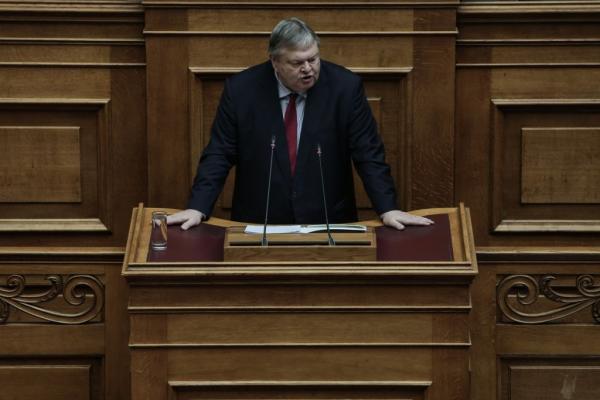 Βενιζέλος για Novartis: Σκευωρία εναντίον του μέλλοντος της πατρίδας