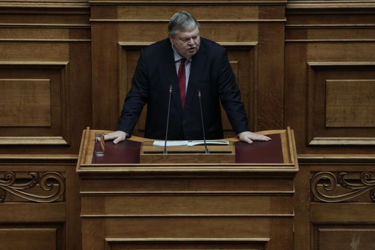 Βενιζέλος για Novartis: Σκευωρία εναντίον του μέλλοντος της πατρίδας