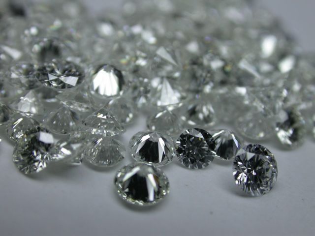 Γνωρίστε ένα από τα πιο σπάνια μπλε διαμάντια