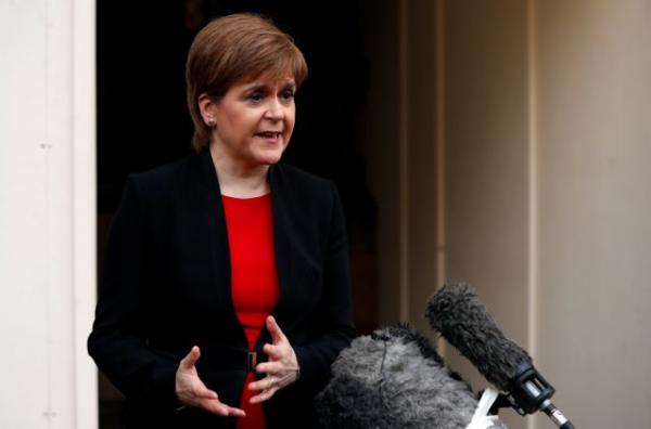 Πρωθυπουργός Σκωτίας για παράταση Brexit: Μην σπαταλήσετε χρόνο