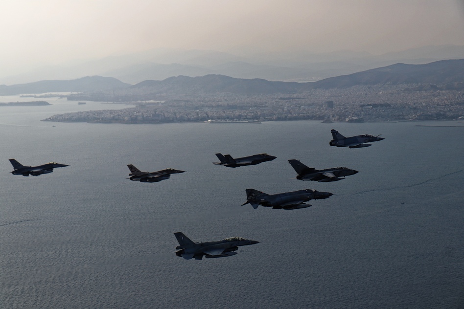 O «ΗΝΙΟΧΟΣ»» μαγνητίζει τις καλύτερες αεροπορίες του κόσμου