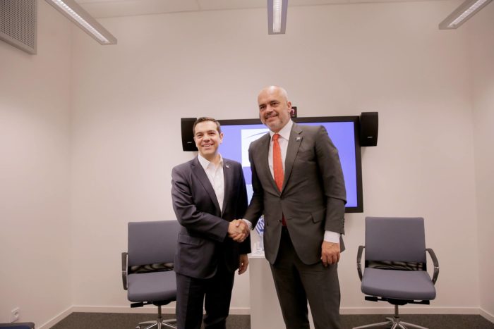 Αλβανικά ΜΜΕ : Η επικοινωνία Τσίπρα – Ράμα ήταν προγραμματισμένη από καιρό