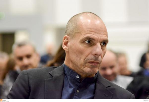 «Βόμβες» Βαρουφάκη για Τσίπρα: Εκείνος πρότεινε να πάρουμε τα 17 δισ. ευρώ της ΤτΕ