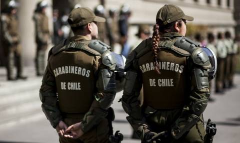 Χιλή: Σε κατ' οίκον περιορισμό έμπορος όπλων που καταζητείται από τις ΗΠΑ