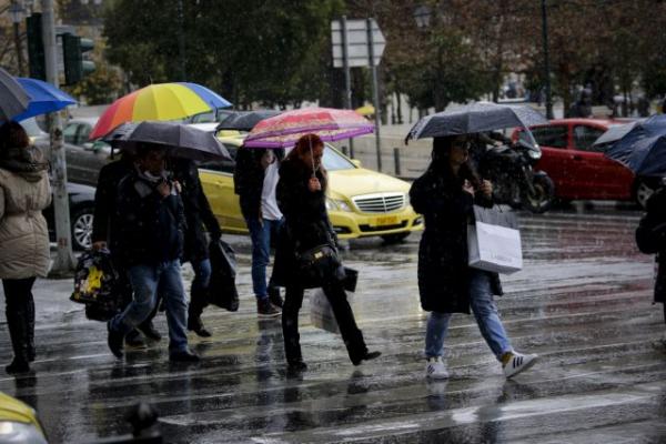 Καιρός: Συνεχίζονται οι καταιγίδες και την Τρίτη