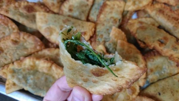 Χορτοπιτάκια με προβάτσες