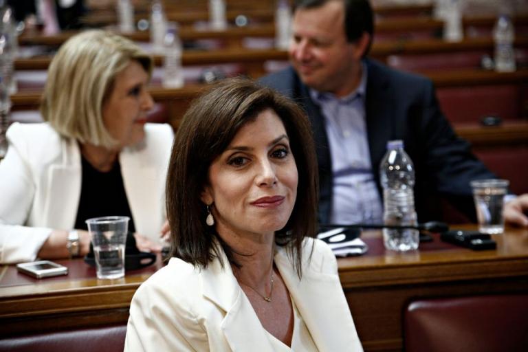 Αννα Μισέλ Ασημακοπούλου: Το πέρασμα της πατρίδας μας στη νέα Ψηφιακή Εποχή