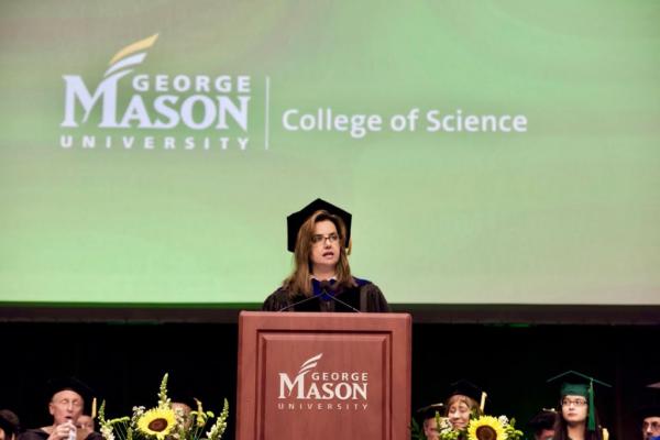 Πέγκυ Αγγούρη: Η Ελληνίδα αντιπρόεδρος του πανεπιστημίου William and Mary