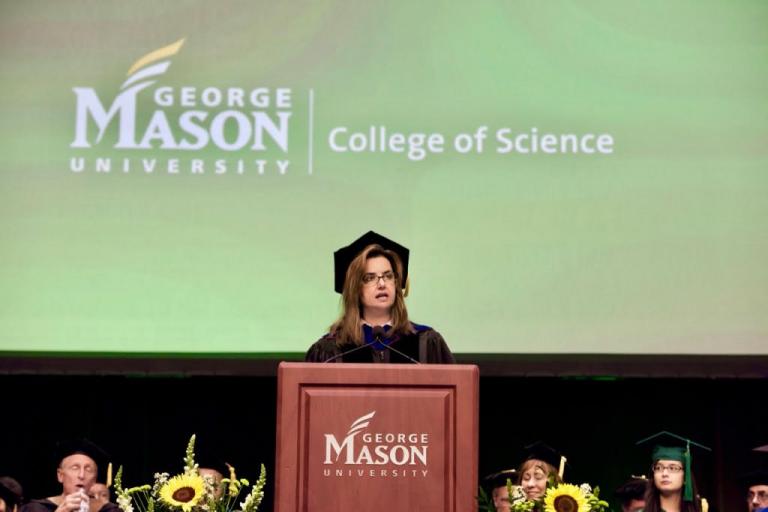 Πέγκυ Αγγούρη: Η Ελληνίδα αντιπρόεδρος του πανεπιστημίου William and Mary