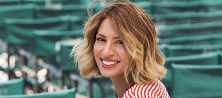 Μαρία Ηλιάκη: Ποζάρει με μαγιό δίχως να την νοιάζει η κυτταρίτιδα