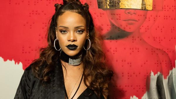 Η «ινκόγκνιτο» μετακόμιση της Rihanna στο Λονδίνο