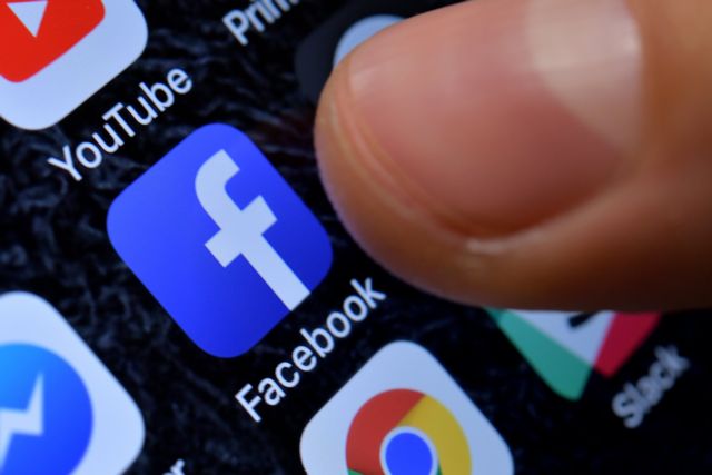 ΗΠΑ: Αποκλεισμός στο Facebook για ακραίο ή ρατσιστικό λόγο