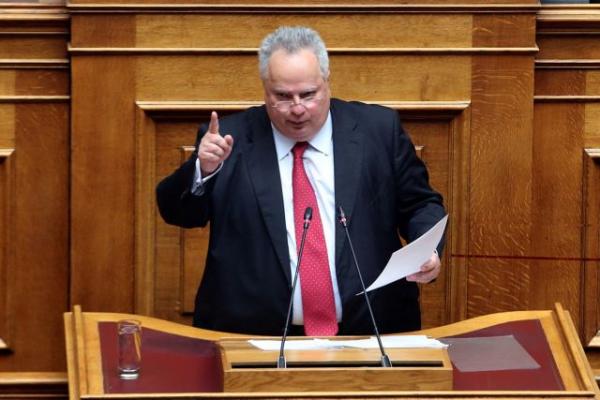 «Βούλωσέ το χουντικέ και άκου» – Ο Κοτζιάς κατά πολιτών για τη Συμφωνία των Πρεσπών