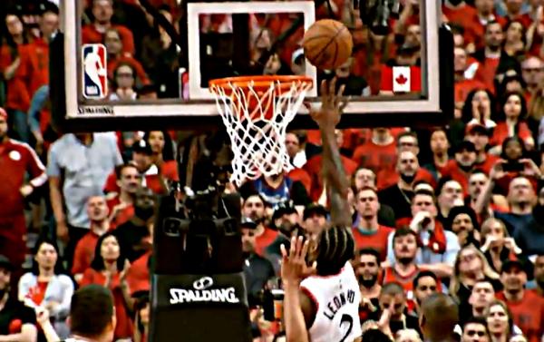 Η εμφάνιση… κατάθεση ψυχής του Λέοναρντ