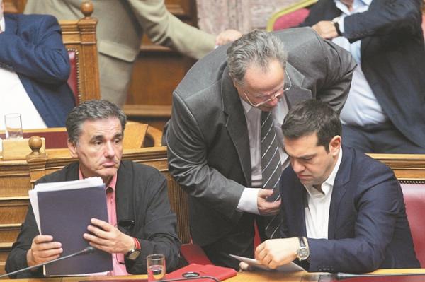 ΣΥΡΙΖΑ: Φυγόκεντρες δυνάμεις την ώρα του… ταμείου