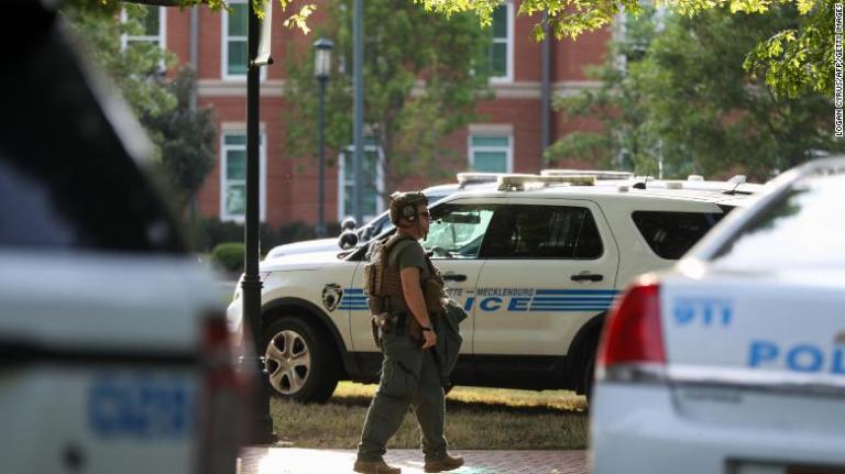 Β. Καρολίνα: Συνελήφθη 22χρονος για την ένοπλη επίθεση σε πανεπιστήμιο