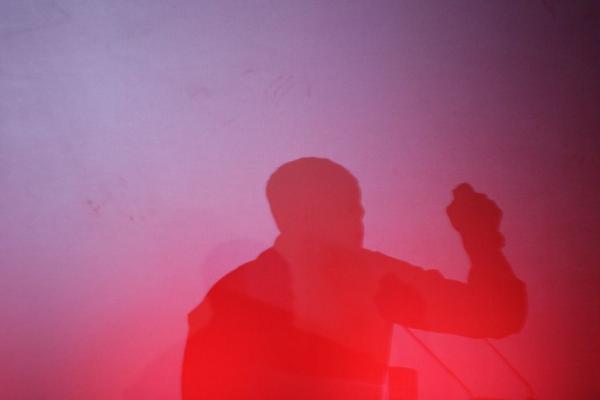 Ανοιξε το πουγκί ο Αλέξης και τα… αγοράζει όλα λίγες ώρες πριν τη συντριβή