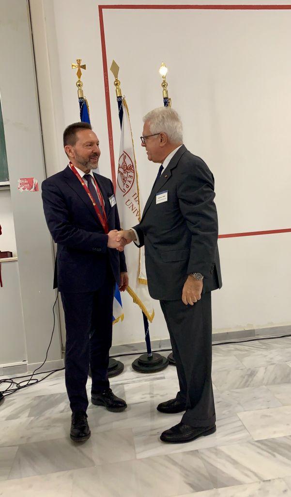 Βράβευση του Γιάννη Στουρναρα από το Πανεπιστήμιο Κρήτης