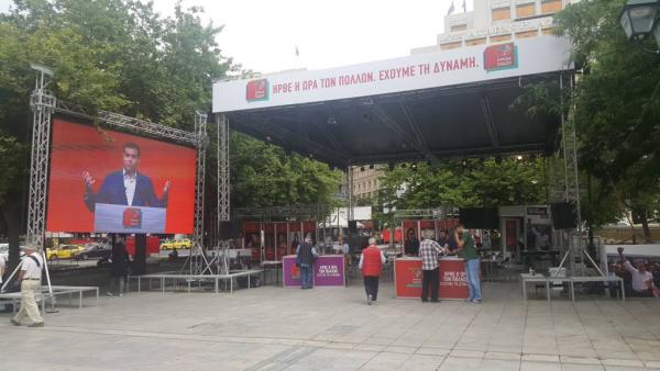 Δάσκαλε που δίδασκες… Σοβαρές παρατυπίες σε εκλογικά περίπτερα κομμάτων και υποψηφίων