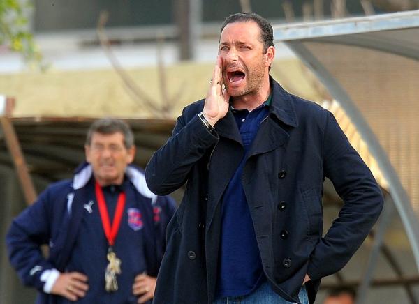 Απίστευτη τραγωδία για Ρουτζιέρη, «έχασε» τον πατέρα του στην εξέδρα, την ώρα του αγώνα!