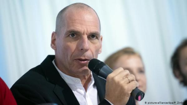 Επιστροφή Βαρουφάκη στην Ελλάδα