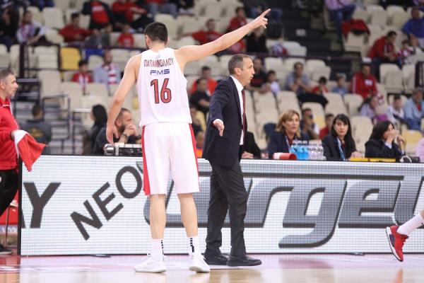 Έξαλλος ο Μπλατ, τα… έχωσε στους διαιτητές