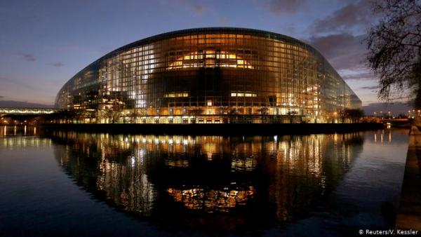 Από τον Τσίπρα στη Μέι – μία ασυνήθιστη πενταετία