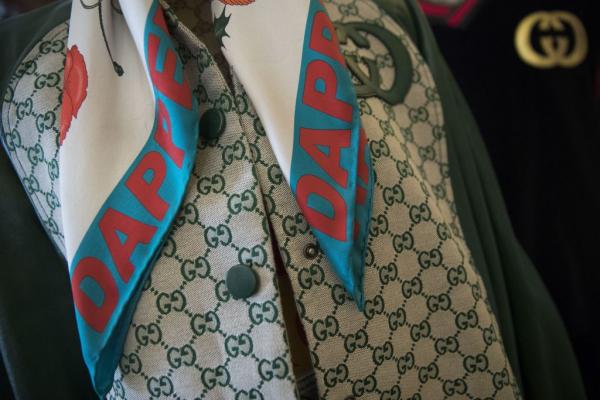 Θέλετε να φαίνονται τα ρούχα σας πάντα καινούργια;