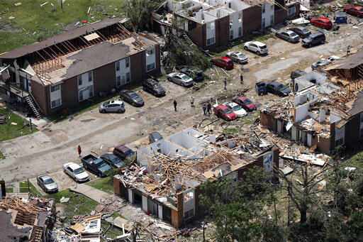 Στους επτά οι νεκροί από τις καταστροφικές καταιγίδες στις κεντρικές ΗΠΑ