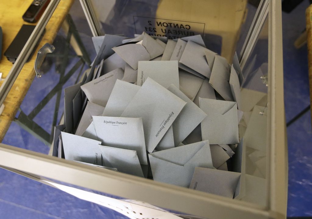 Πέντε υποψήφιοι ευρωβουλευτές εξηγούν γιατί οι νέοι πρέπει να ψηφίσουν