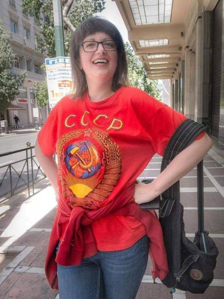 Ποια είναι η λυρική τραγουδίστρια που δεν θέλει το άγαλμα του Μεγάλου Αλεξάνδρου