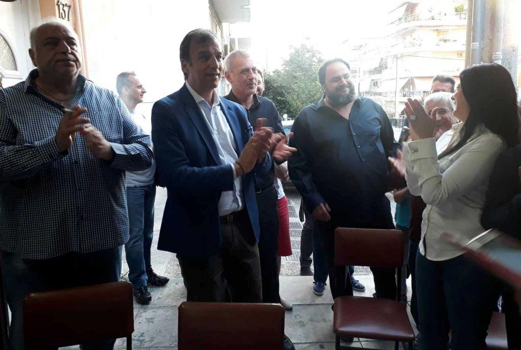 Στο πλευρό των αλιέων Γιάννης Μώραλης και Βαγγέλης Μαρινάκης