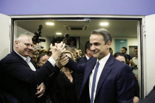 Ιστορική νίκη: Συσκέψεις από το πρωί στα κεντρικά γραφεία της ΝΔ