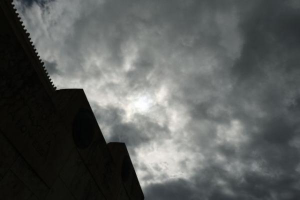 Χαλάει ξανά ο καιρός – Έρχονται βροχές, καταιγίδες και πτώση της θερμοκρασίας