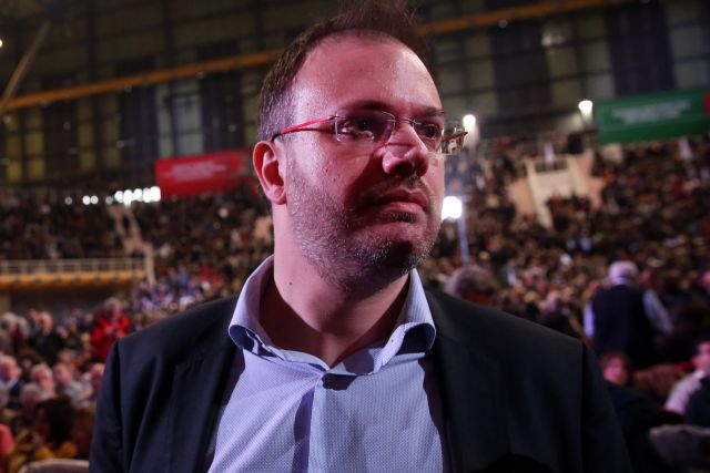 Ο Θεοχαρόπουλος αναλαμβάνει το υπουργείο Τουρισμού