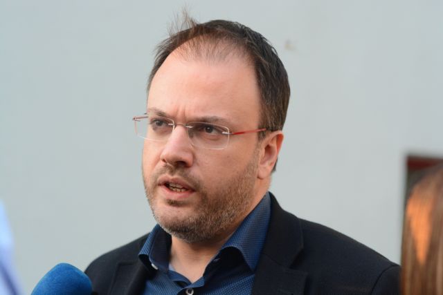 Θεοχαρόπουλος: Πολιτικά παράλογο να επικρίνεται η προγραμματική συμφωνία με τον ΣΥΡΙΖΑ