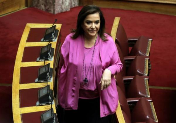 Ντόρα Μπακογιάννη: Ο Τσίπρας ταυτίστηκε με το πολιτικό ήθος του Πολάκη