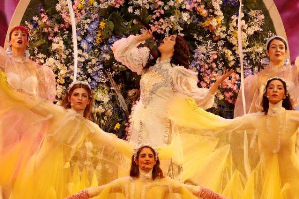 Eurovision : Μαγική εμφάνιση Ντούσκα, ενθουσίασε η Τάμτα