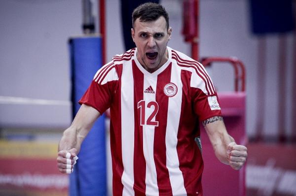 Volley League: Τέλος από Ολυμπιακό ο Σμιτ, πάει Κορέα με τρελά λεφτά