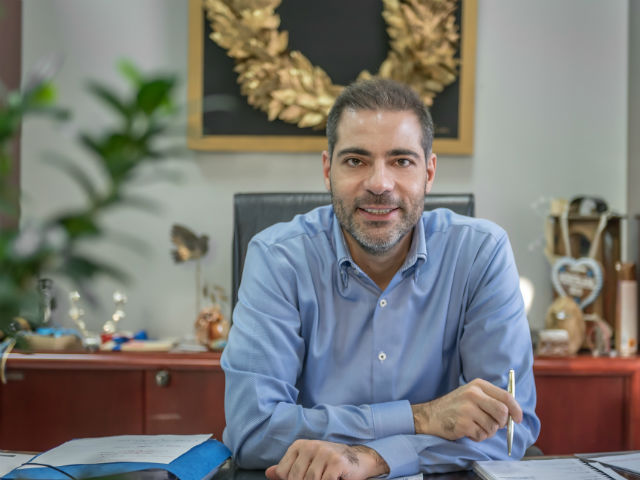 Ανδρέας Κονδύλης: Είμαστε «Περήφανοι για τον Αλιμο», τον δήμο μας