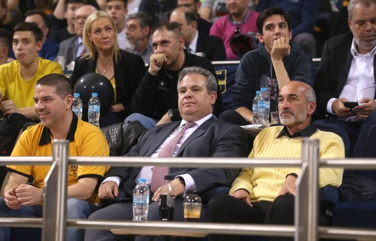 Άρης – Γουλιέλμος : «Τόσα λεφτά χρειάζονται για τα μπαν»