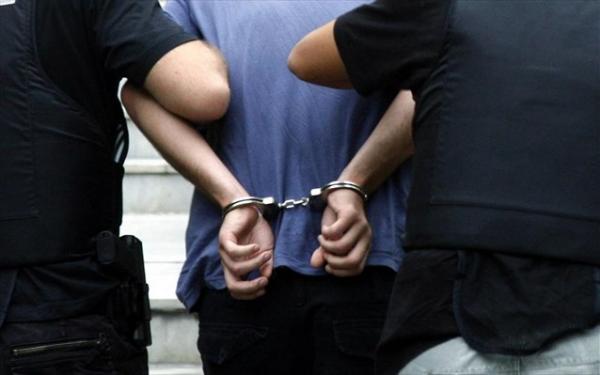 Λαμία: Προφυλακιστέοι ο πατέρας και οι «φίλοι» του που ασελγούσαν στο κορίτσι ΑμεΑ