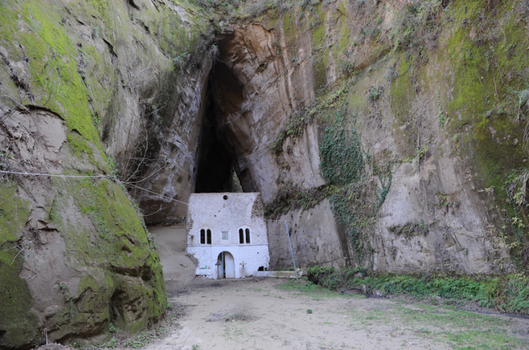 Γούμερο και Ωλένη Ηλείας: Μνημεία δεμένα με τη φύση